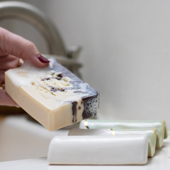 Gold Wave Ceramic Soap Dish